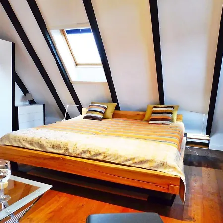 Deichwiese Ferienwohnung: Sylt Garden Retreat Westerland