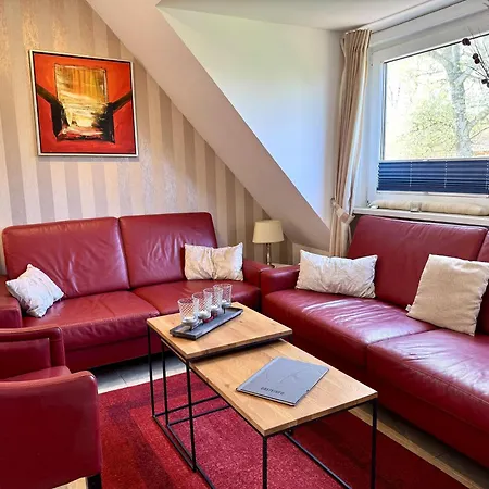 Deichwiese Ferienwohnung: Sylt Garden Retreat Apartment