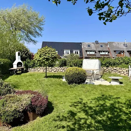 Apartment Deichwiese Ferienwohnung: Sylt Garden Retreat *
