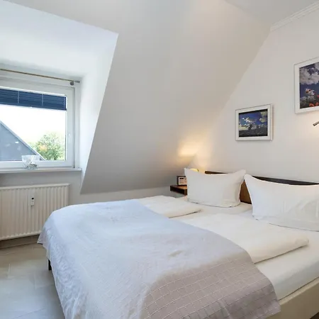 Deichwiese Ferienwohnung: Sylt Garden Retreat *