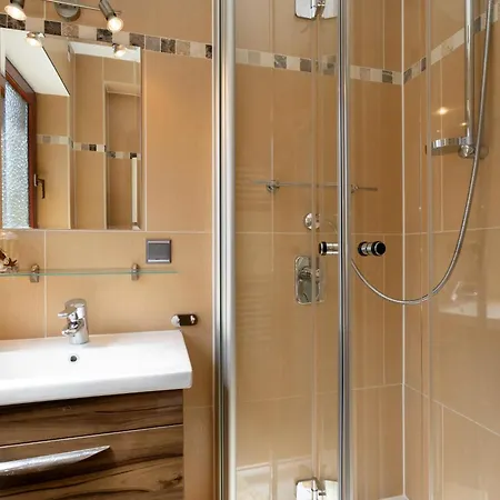 Apartment Deichwiese Ferienwohnung: Sylt Garden Retreat Westerland