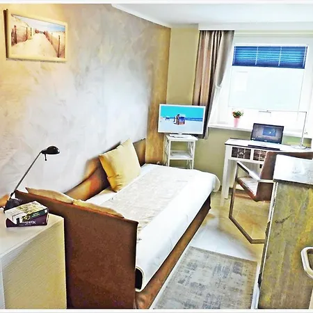 4-zimmer-ferienwohnung Deichwiese -terrasse-garten - 2 Bis 5 Personen - 3 Schlafzimmer -sylt-westerland